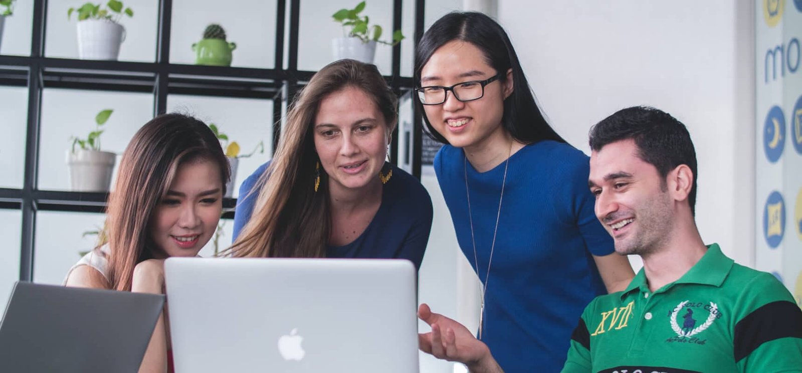 8e4a45a7 service banner.jpg